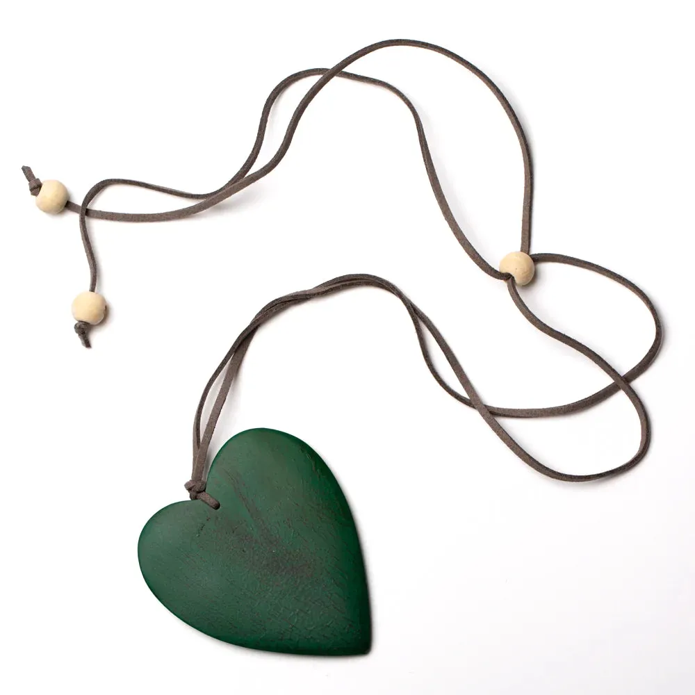 Dark Green Simple Wooden Heart  Necklace