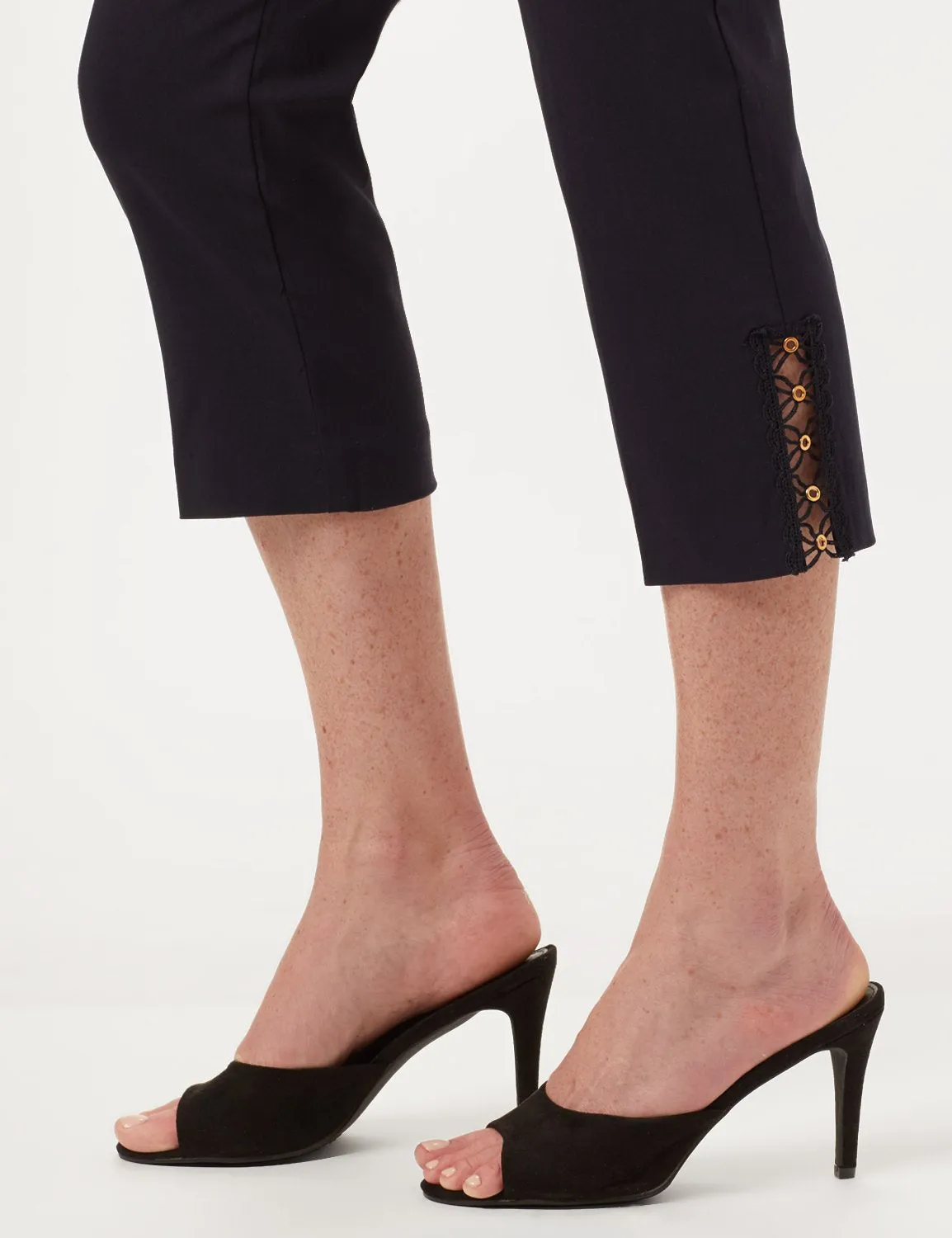 Pull-On Lace Trim Crop Pants