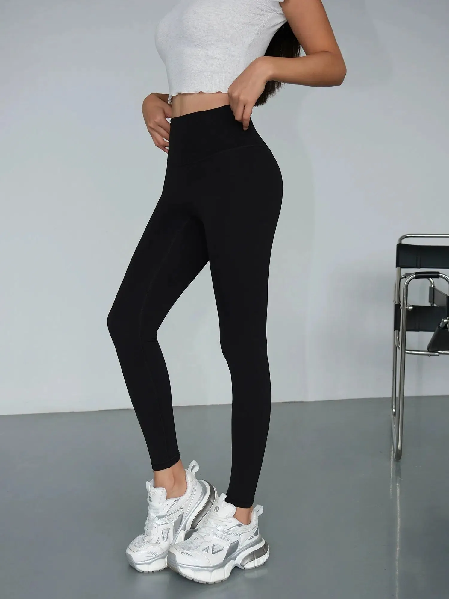 Stretchy High-Waisted Leggings