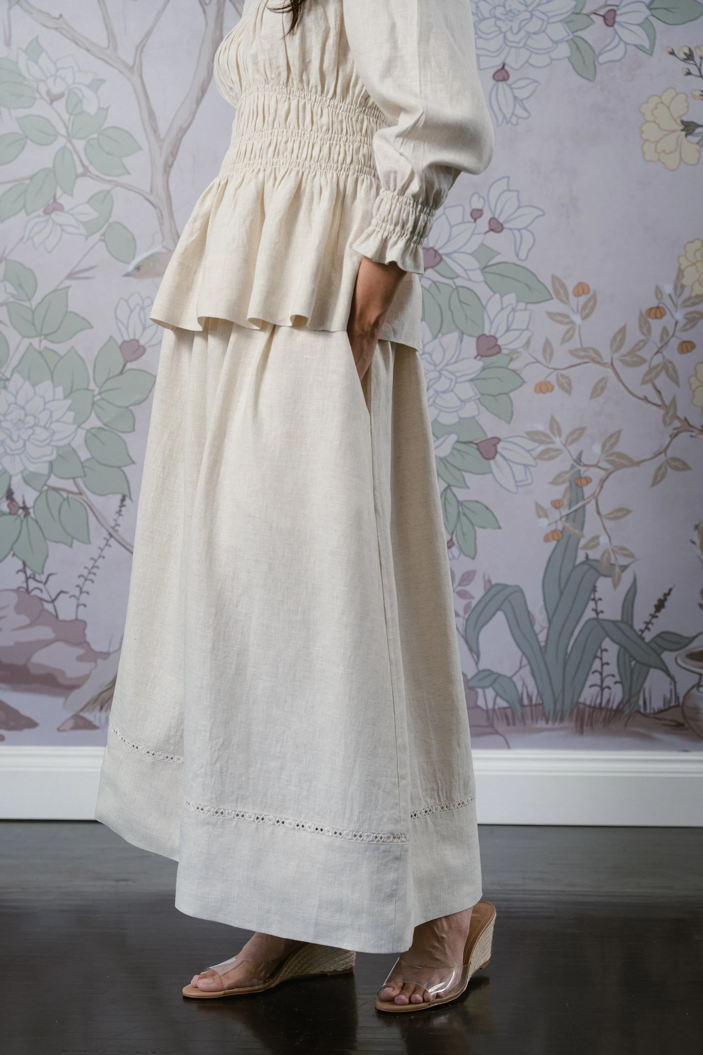 The Great Linen Skirt in Dune