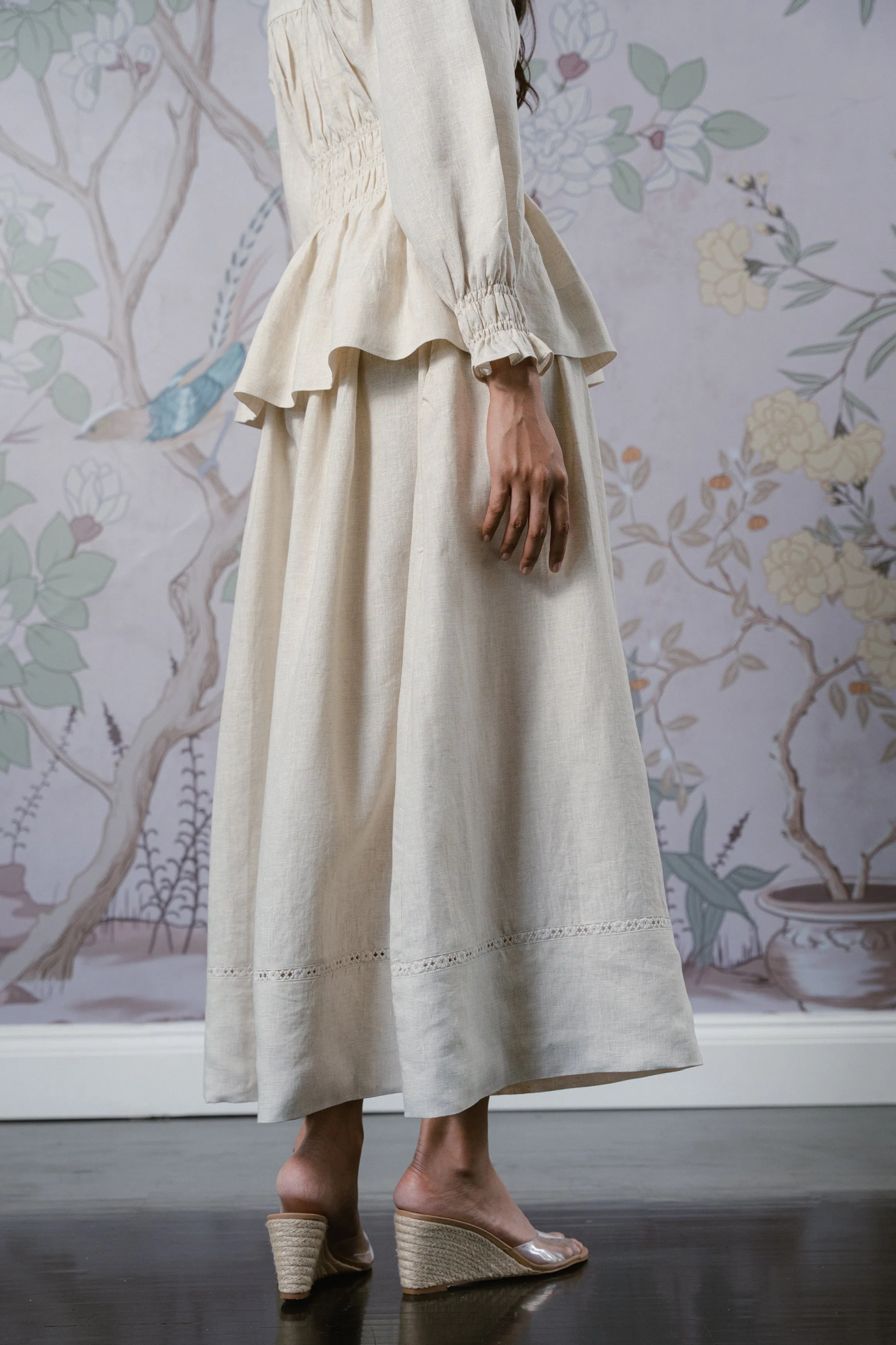 The Great Linen Skirt in Dune